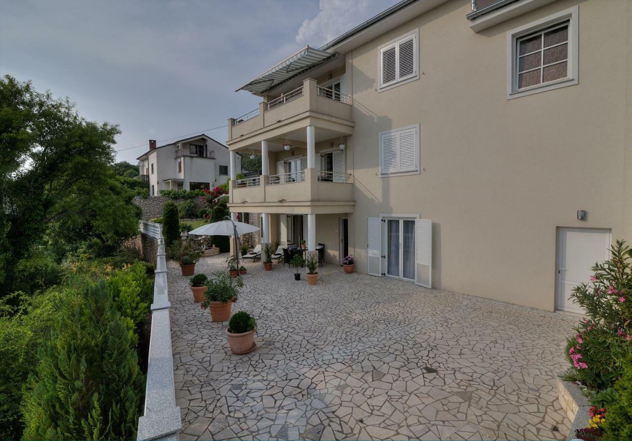 Apartment Barbara Senj  Exterior foto
